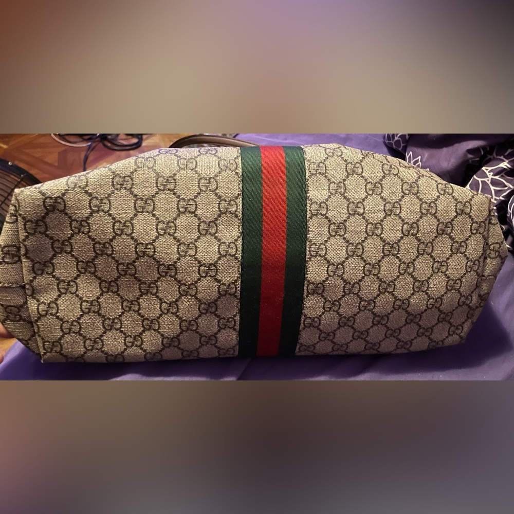 Gucci Beige Monogram Tote with Red and Green Stripe - Picture 5 of 7